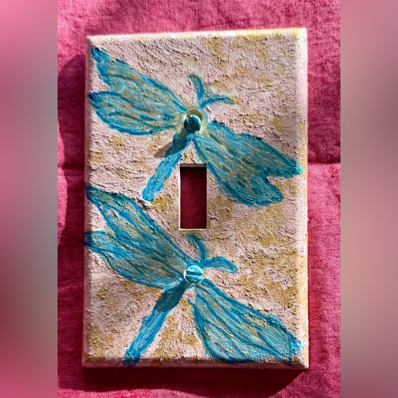 Dragonfly Light Switch Cover - Picture 2 of 2